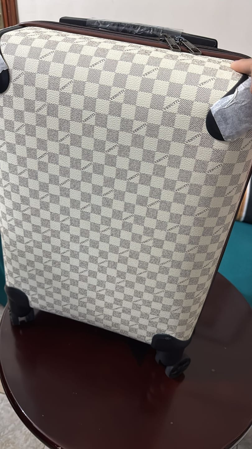 Customer photo review of Cabin 2 pcs Checker Monogram-Apricot