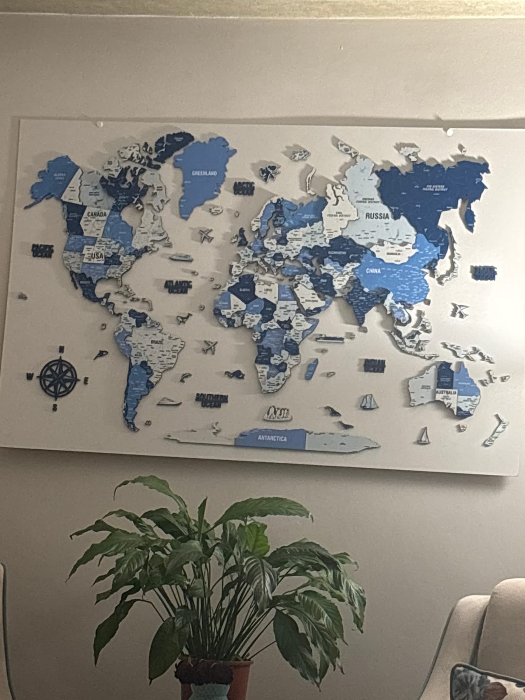 Customer photo review of Renkli Baskılı Ahşap Dünya Haritası (Navy)