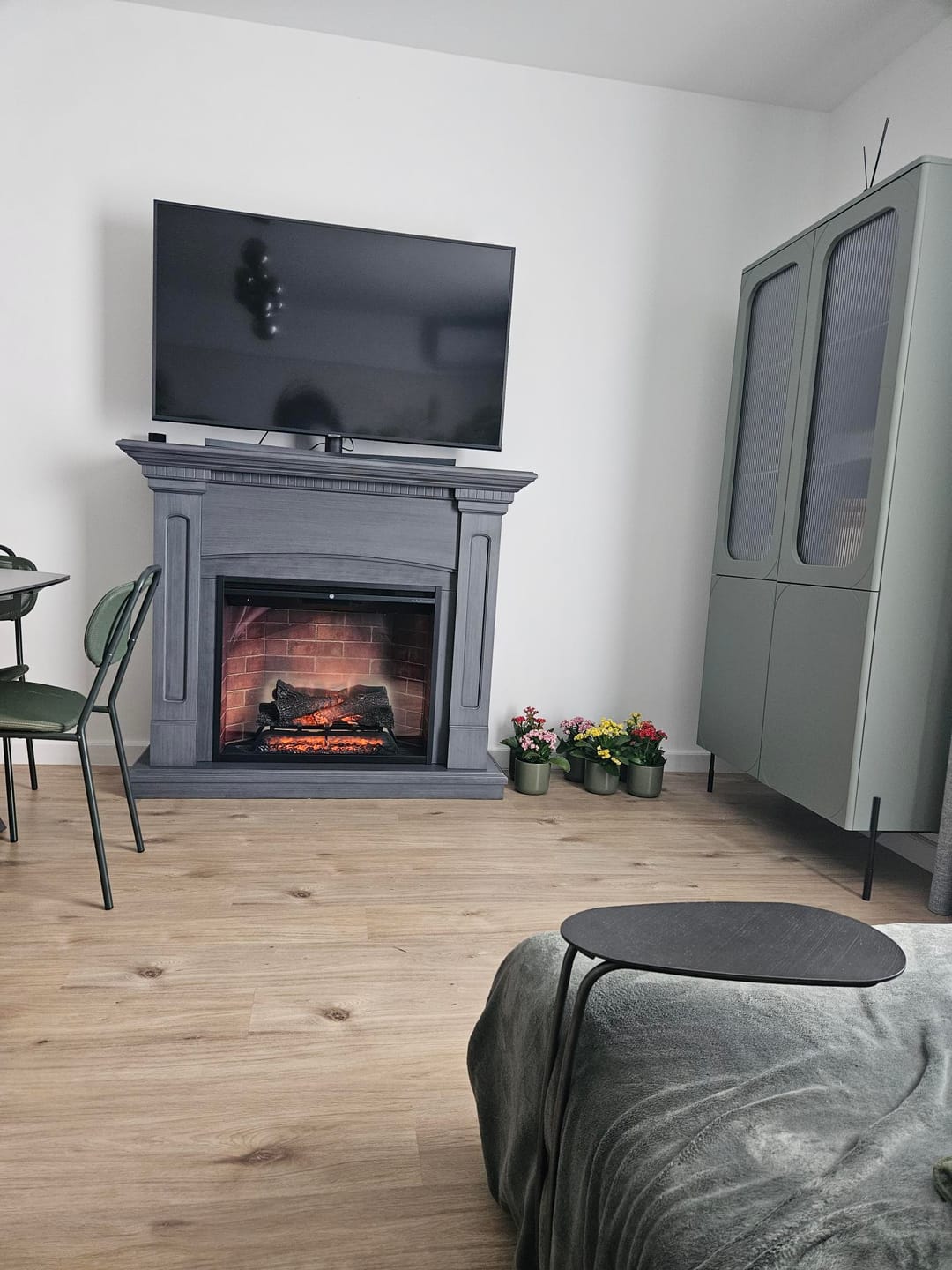 Customer photo review of Semineu electric Alabaster Alb cu focar electric 3D Dimplex Revillusion 30 si sunet