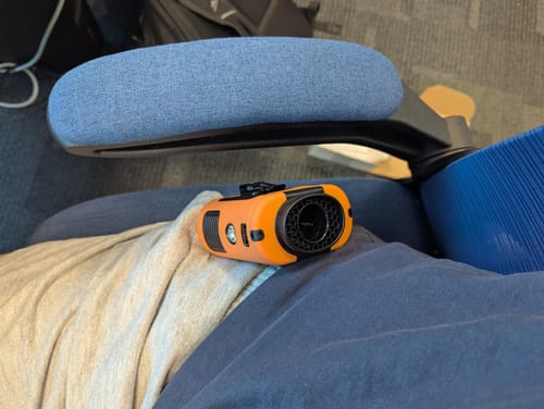 Customer photo review of 3-in-1 Waist Fan with Flashlight & Powerbank