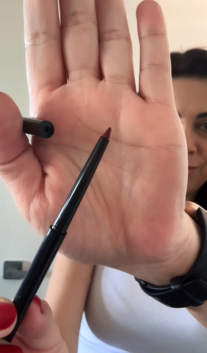 Customer photo review of Berry Defined Lip Liner