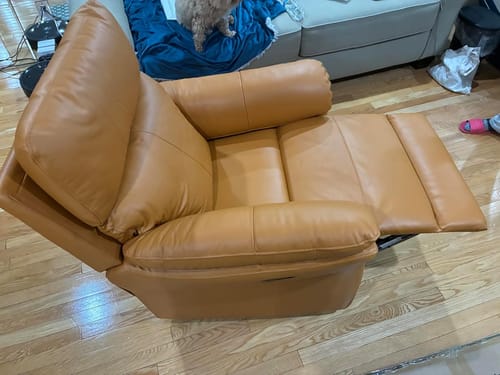 Customer photo review of Airsky Recliner Chair Top-Grain Leather Genuine Leather Ergonomic Armchair Sofa for Adults