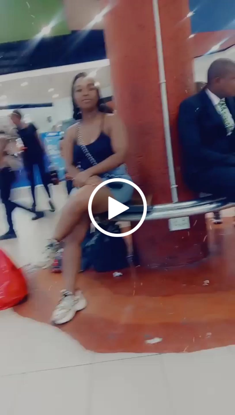Customer video review of Black Era Fashion Coin Purse
