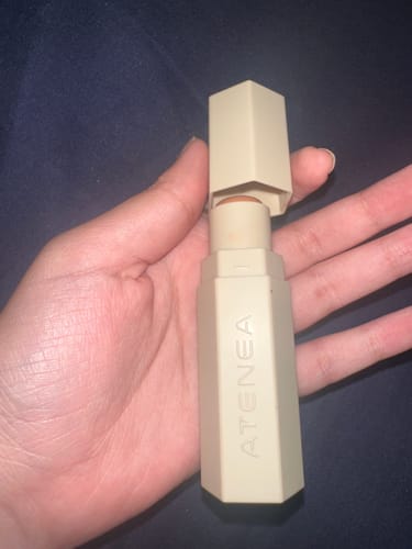 Customer photo review of BRONZER CREMOSO EN BARRA COLLECTION