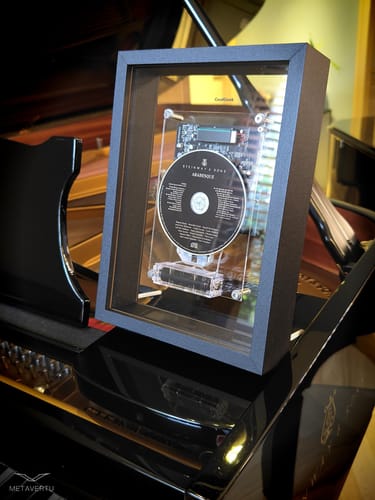 Customer photo review of M1 Music Frame CD Player