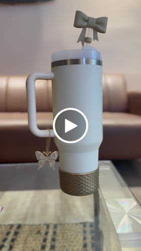 Customer video review of Taupe 3D Bow Straw Topper