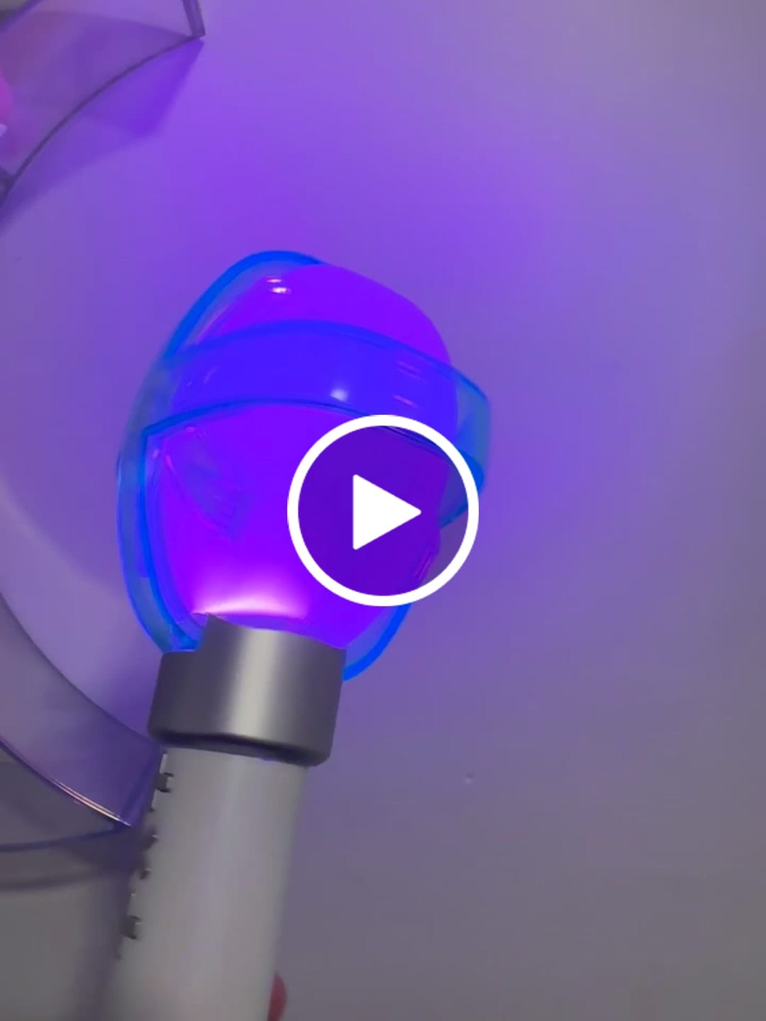 Customer video review of TXT - OFFICIAL LIGHT STICK VER.2