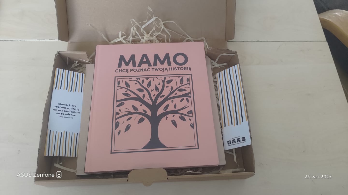 Customer photo review of MAMO chcę poznać Twoją historię - Książka na Pokolenia