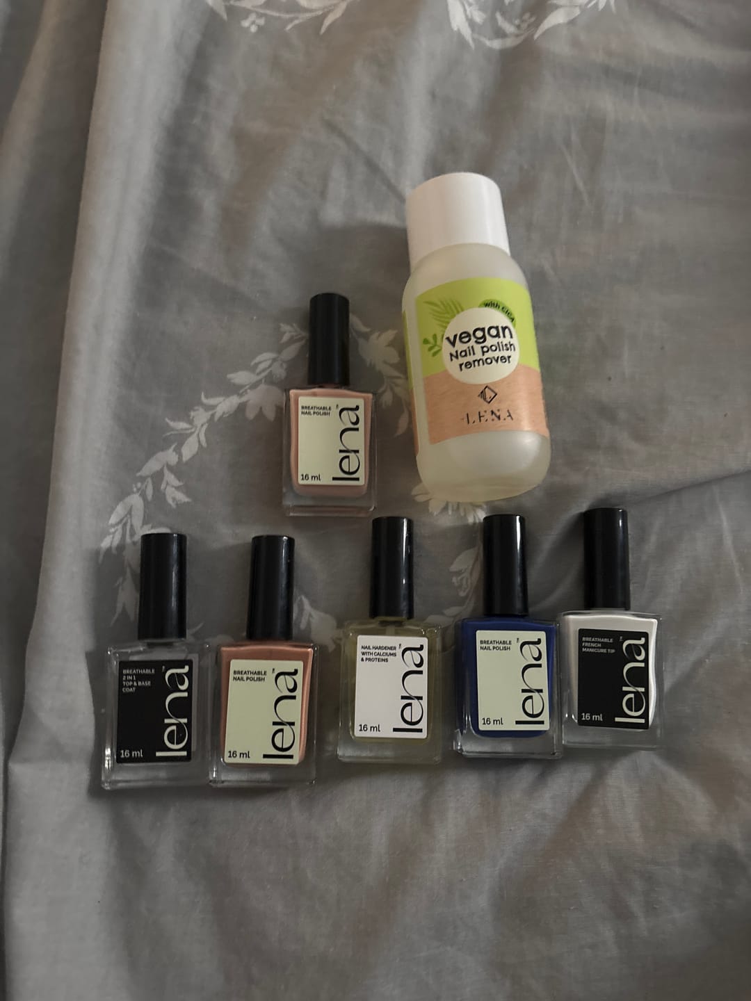 Customer photo review of Breathable Halal Holographic Nail Polish - Bling Bling... Pick Up - LE262 by LENA