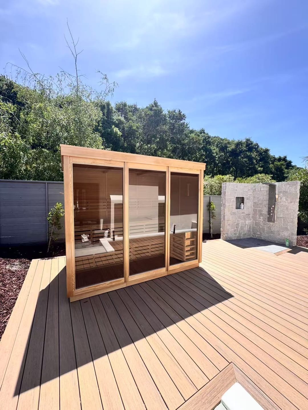 Customer photo review of Smartmak® Modern Box Outdoor Sauna - Box 2