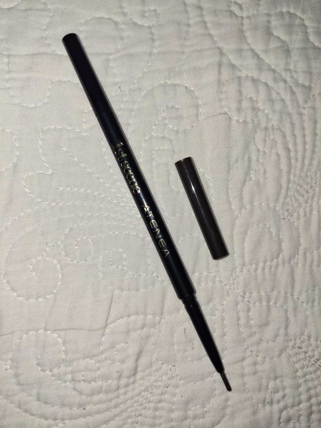 Customer photo review of DELINEADOR DE CEJAS 1ST SCENE