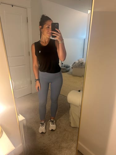 Customer photo review of Siveo Women's Tank