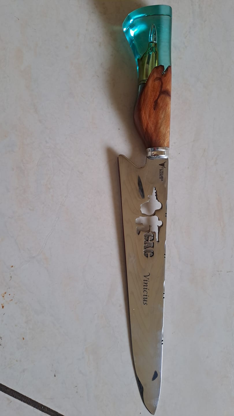 Customer photo review of Faca de Churrasco 10" 3mm Lâmina Modelo CAC com Cabo Pingente 556 + Case especial em couro