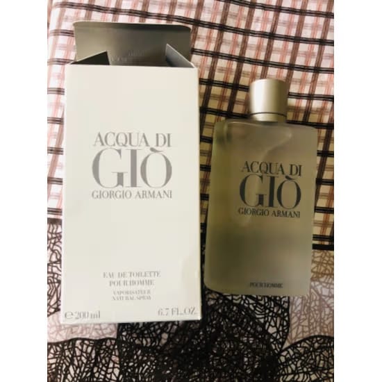 Customer photo review of Acqua Di Gio by Giorgio Armani Eau De Toilette Spray