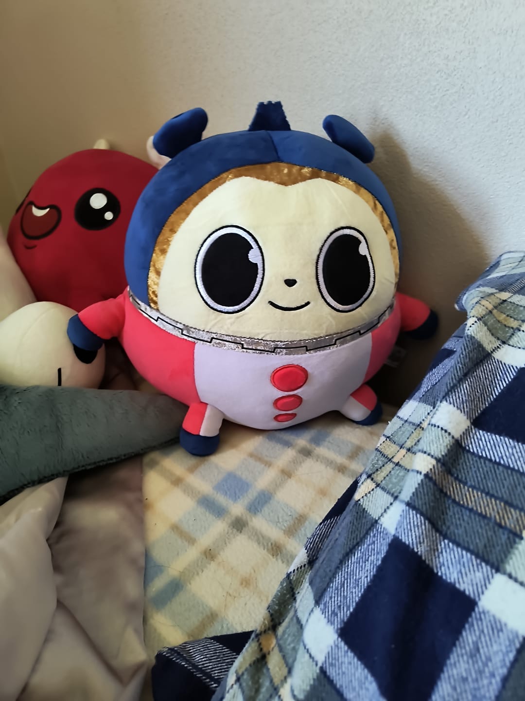 Customer photo review of Persona 4 - Teddie Pillow Plush