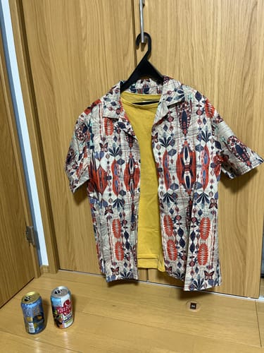 人見 review of キューバカラー総柄アロハシャツ image 1 out of 1