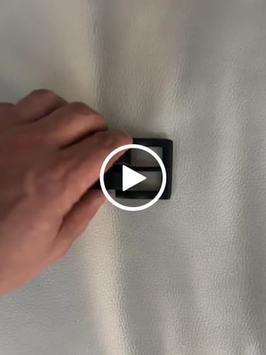 Customer video review of 1.5" Matte Black #1 Buckle