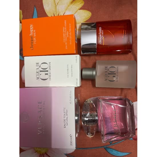 Customer photo review of Acqua Di Gio by Giorgio Armani Eau De Toilette Spray