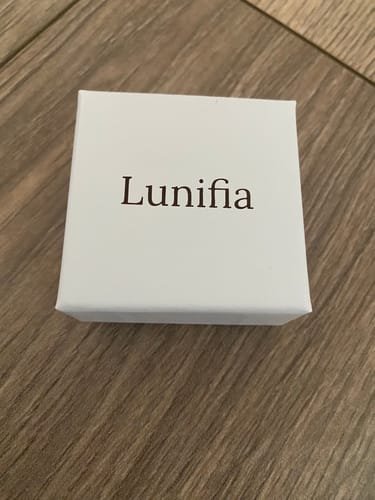 Customer photo review of Piercing Louise