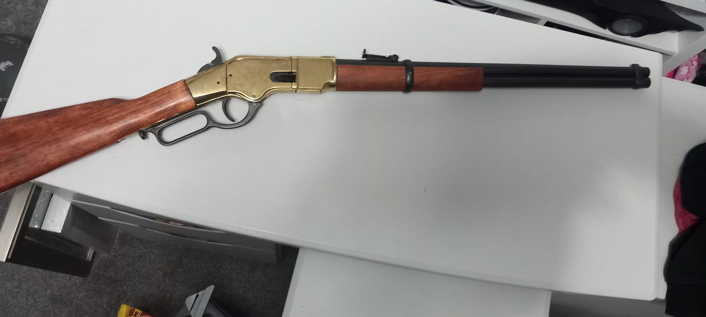 Customer photo review of Shaun Of The Dead - Winchester "Yellowbooy"  Carbine Rifle