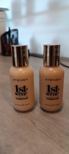 Customer photo review of BASE DE MAQUILLAJE LÍQUIDA 1ST SCENE