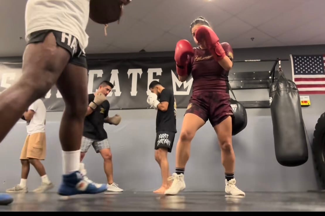 Customer photo review of Midas Maroon - Short Sleeve Rashguard Brazilian Jiu Jitsu