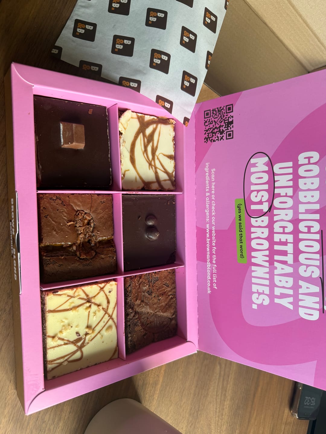 Customer photo review of SEPTEMBER 6 BROWNIE BOX