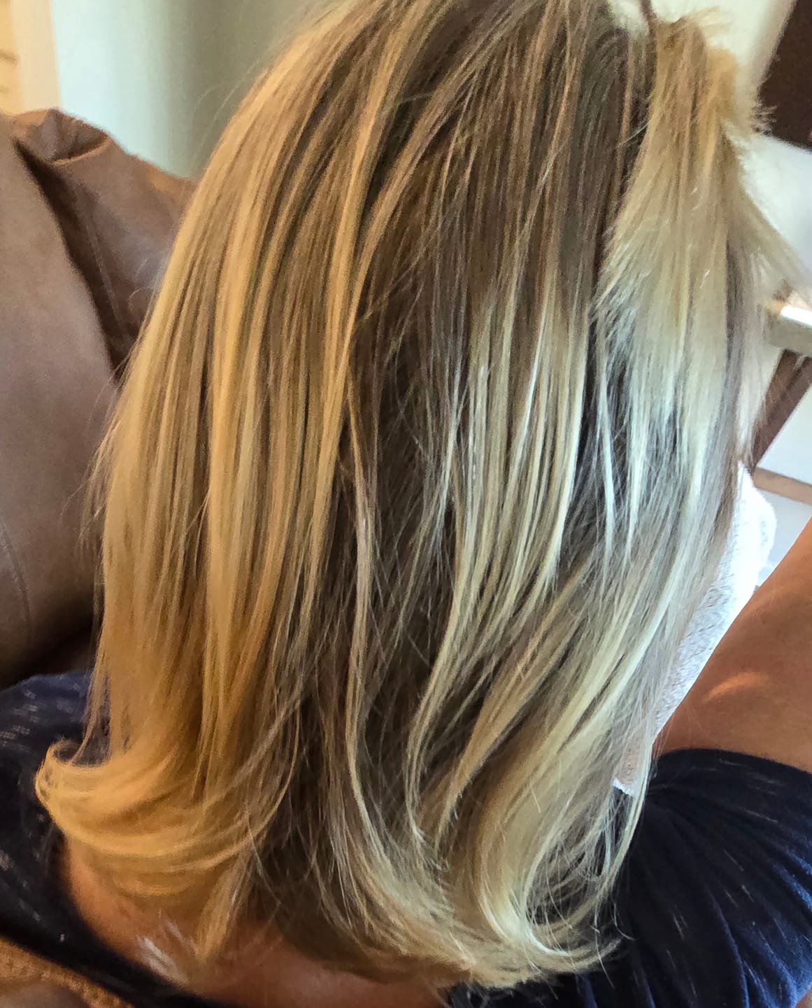 Customer photo review of Hidden Waterfall™ Shampoo Bar for Growth | Sweet-Musk Scent