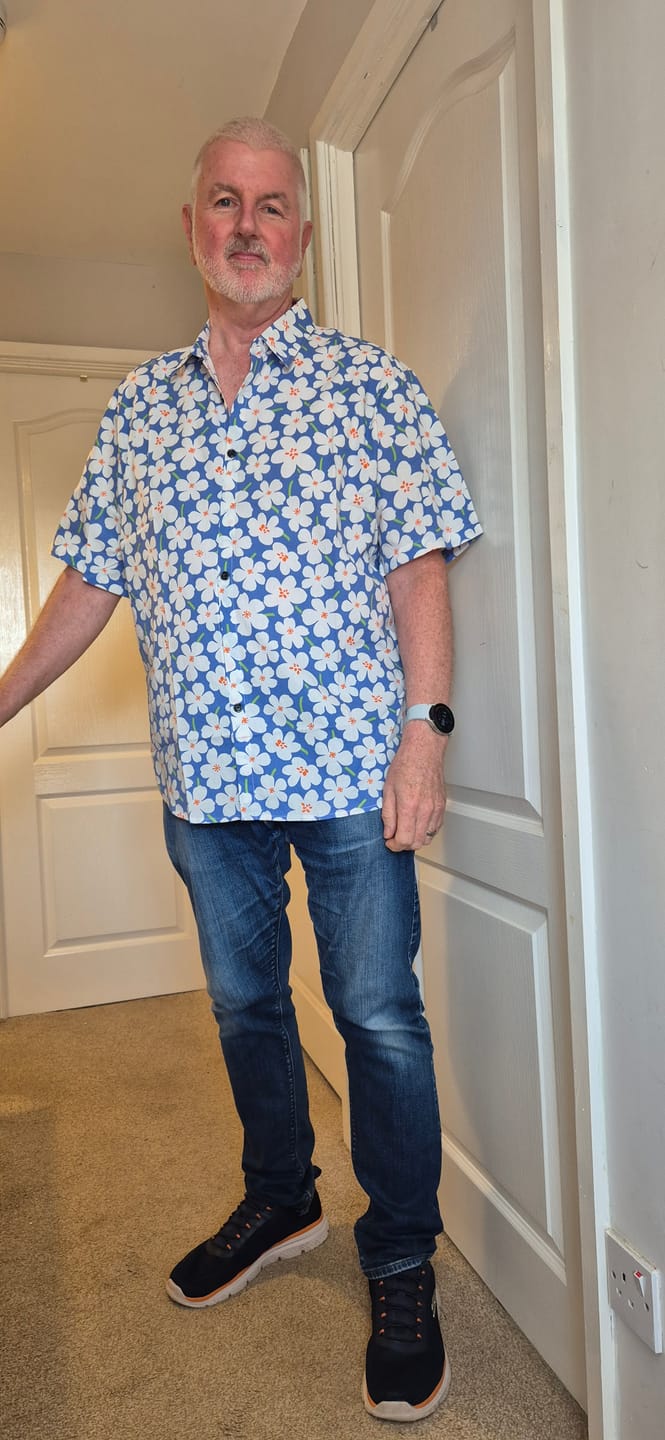Customer photo review of Men's Summer Floral Print Holiday Flower Resort Casual Lapel Light Blue Short Sleeve Shirt