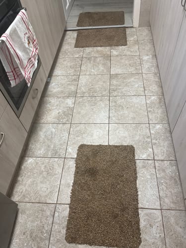 Customer photo review of Mosható és Csúszásgátló Szennyfogó Szőnyeg Mikroszálas Lábtörlő kivitelben
