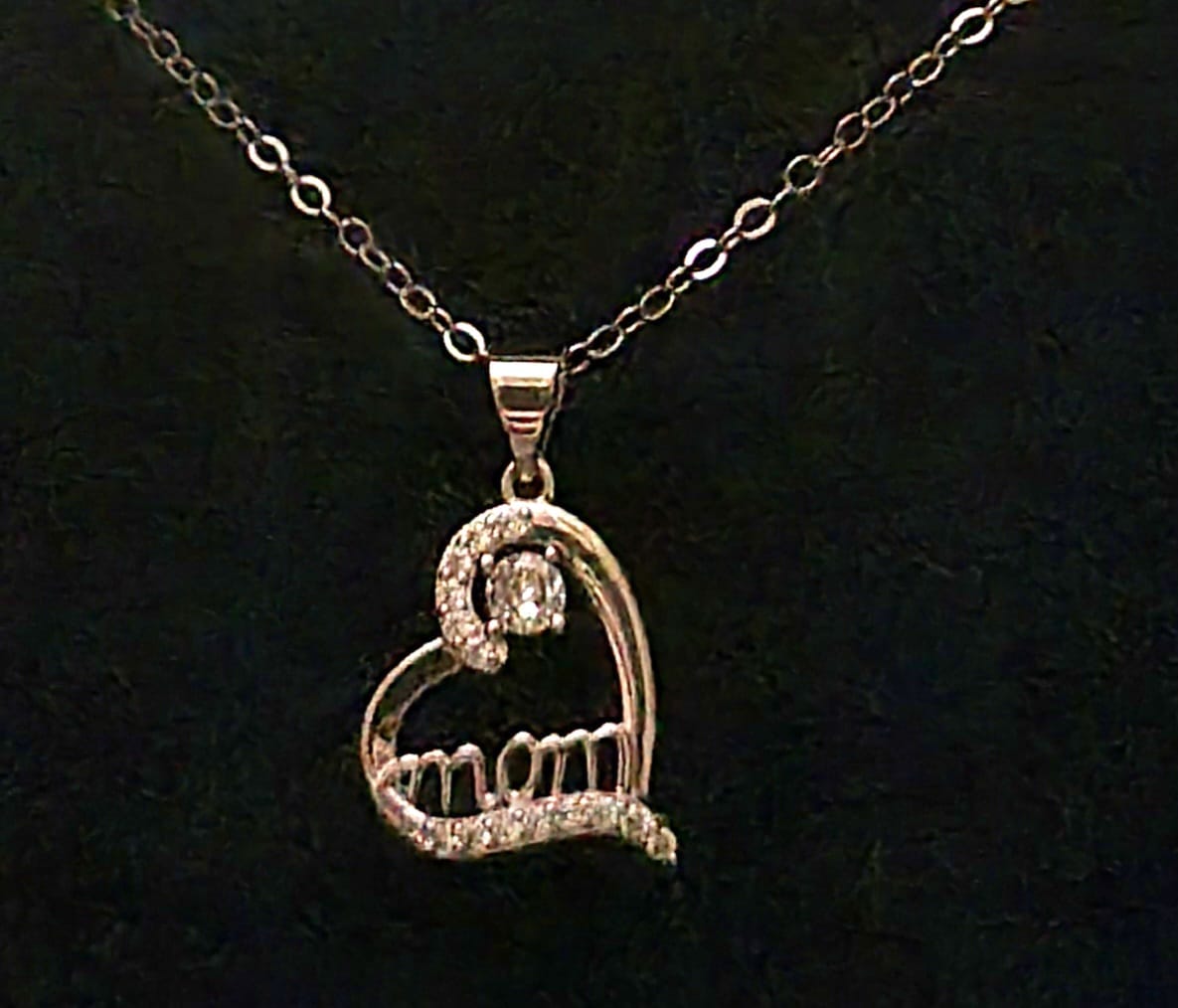 Customer photo review of Thelma 18k White Gold Plated Mom Heart Necklace with Simulated Diamond Crystals