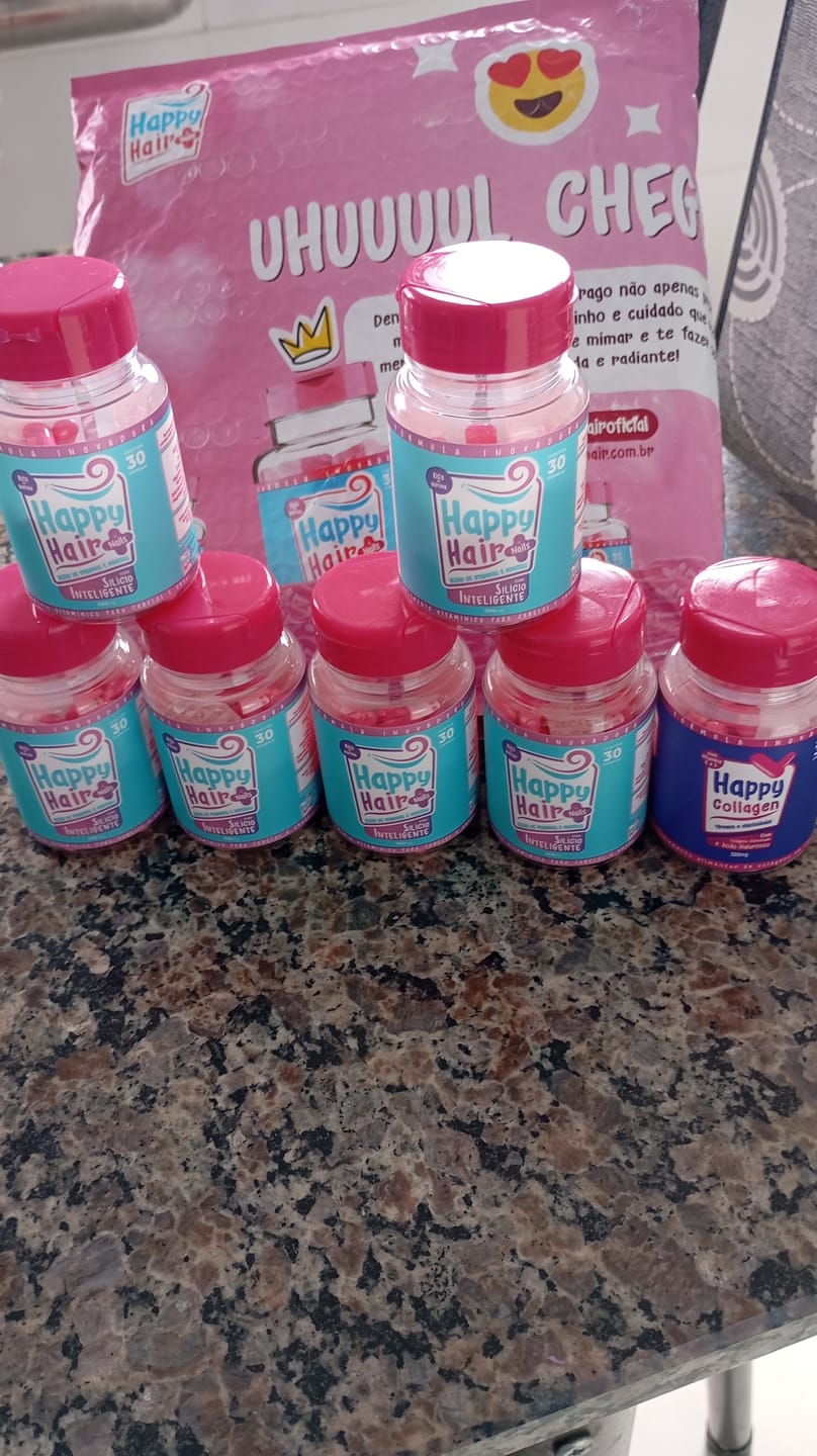 Customer photo review of Happy Hair 3 Potes + 3 Potes Grátis + 1 Pote de Melatonina + 1 Pote de Colágeno (Total 8 Potes)