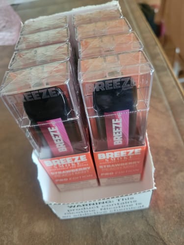 Customer photo review of Breeze Pro Disposable Vape