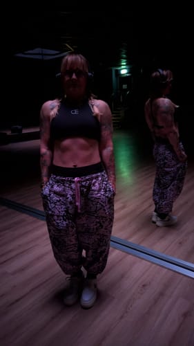 Customer photo review of DAVOMI Minimal Neckholder Sport-BH - Cream White