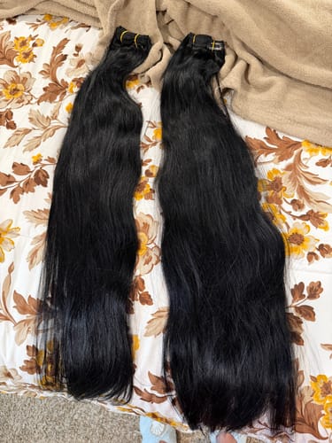 Customer photo review of Clip in Extensions 100% Remy Human Hair 7 Pieces Jet Black (#1)