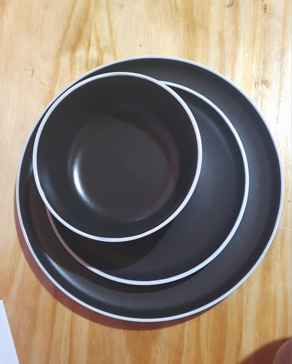 Customer photo review of Plato Playo Sakura Black Porcelana 27 Cms