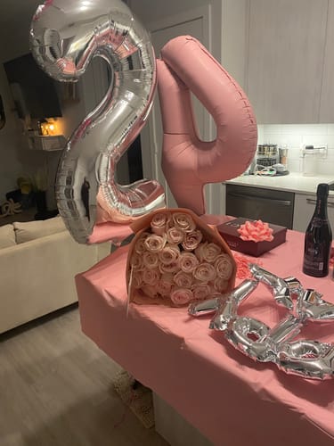 Customer photo review of Glitter Light Pink Roses