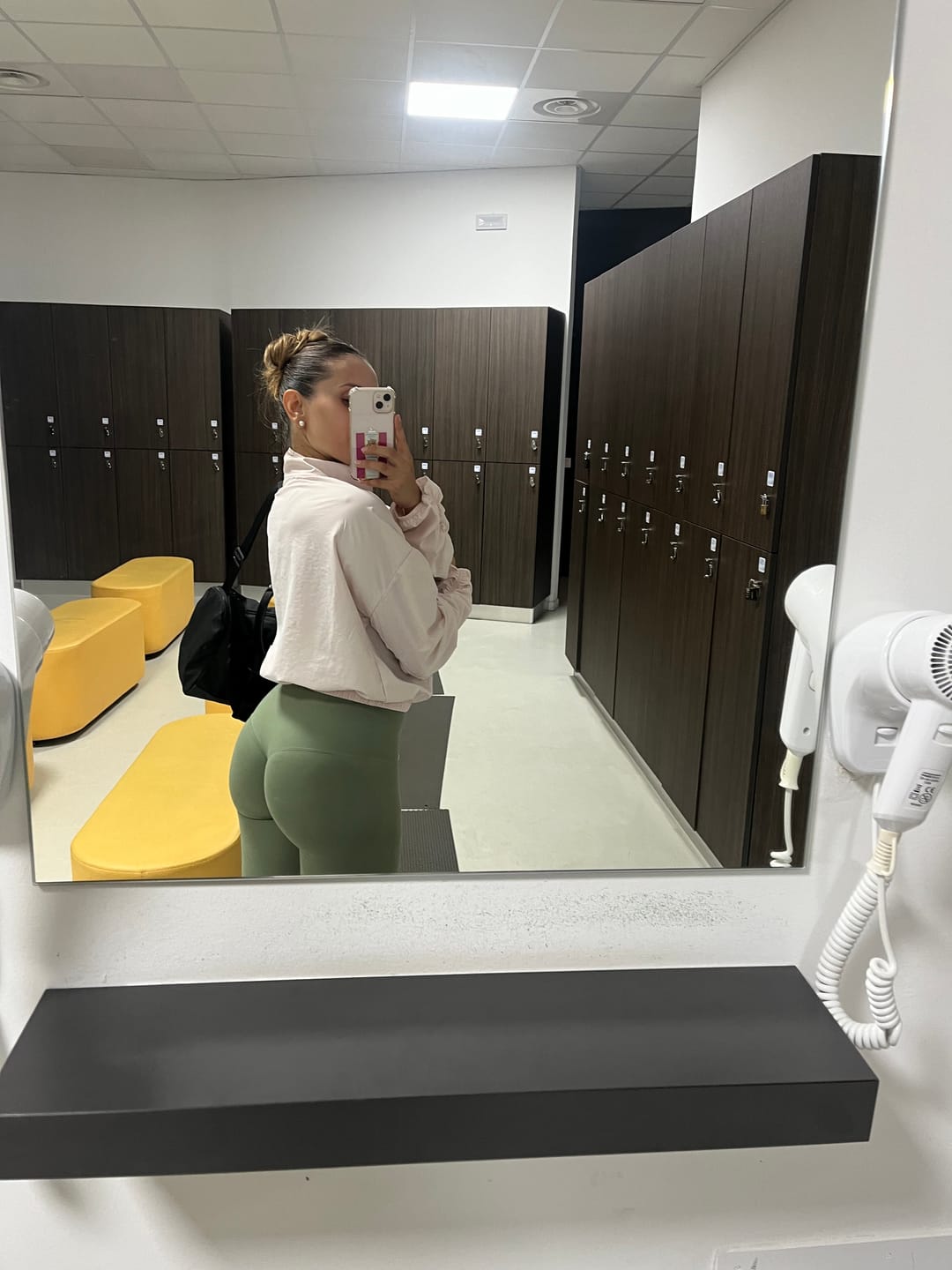 Customer photo review of Leggings Push Up Monogram Verde Salvia