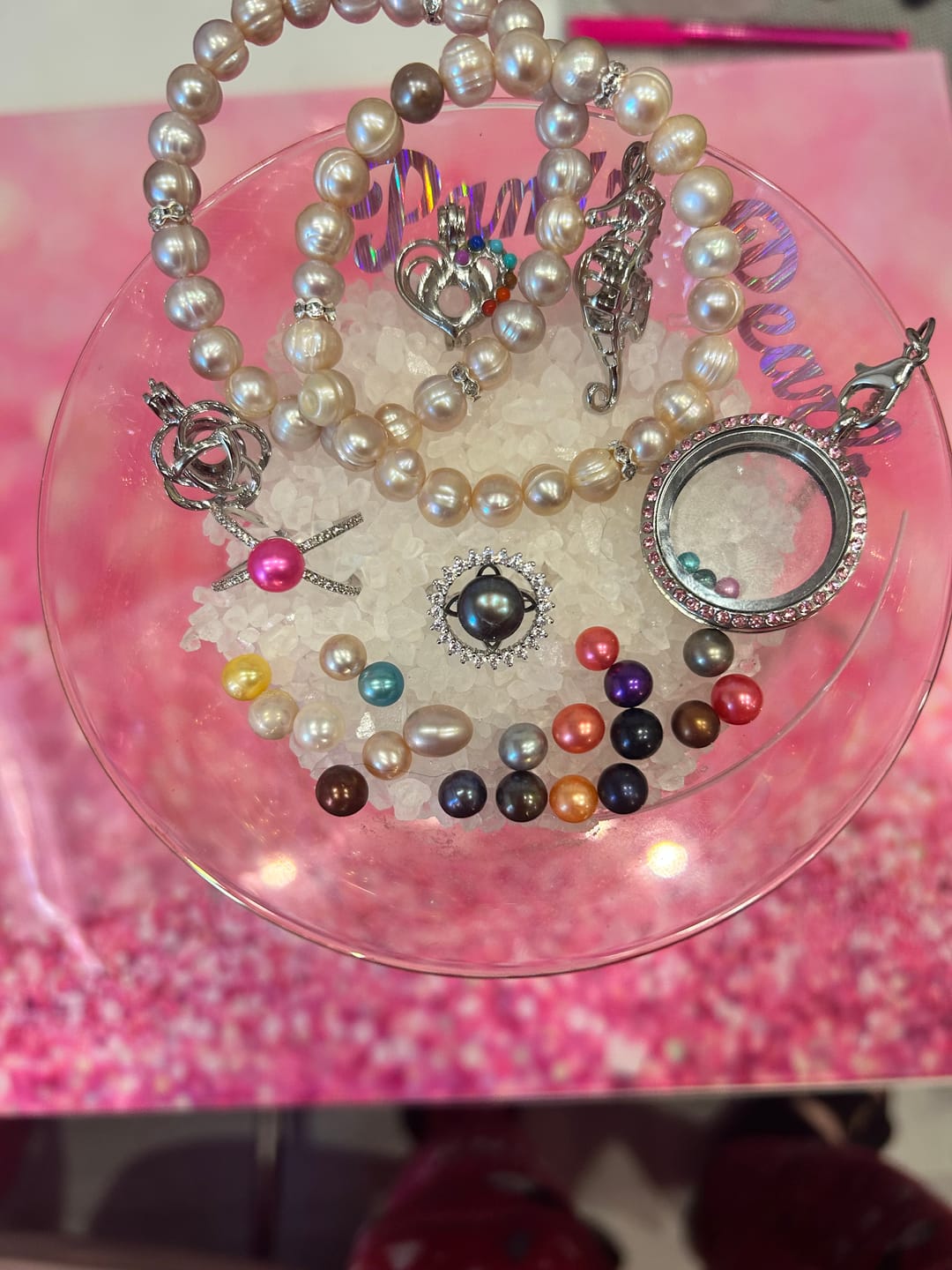 Customer photo review of Pearl Bomb - Round Pearls