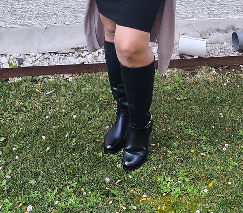 Reseña con foto de un cliente sobre Botas Bucaneras Tania Lux Negro