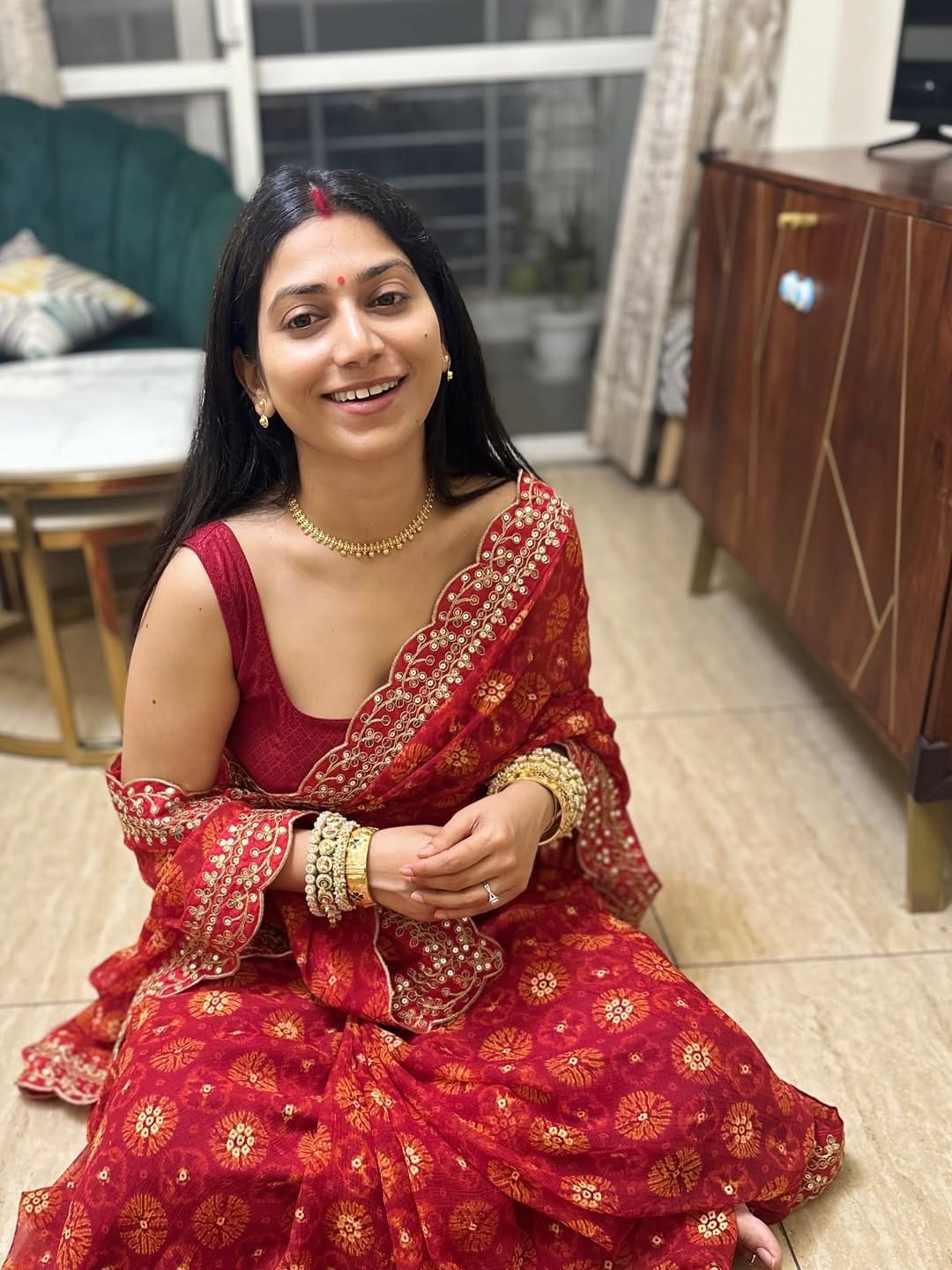 Customer photo review of Rose Red Embroidery Georgette saree