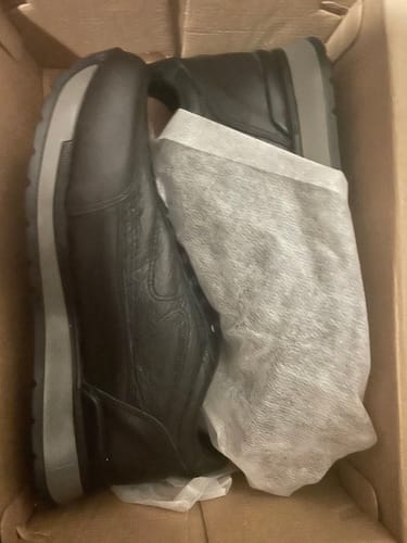 Customer photo review of Tenis Artesanal Hombre Toronto - Negro