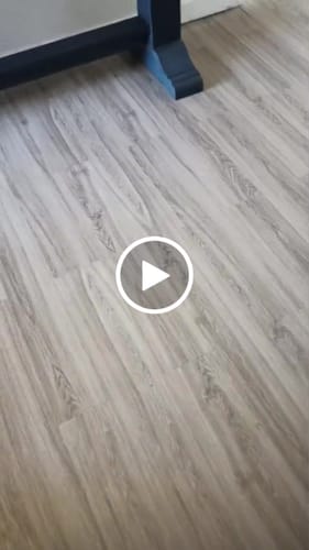 Lungi O. review of 🔥  TINICOO Peel & Stick PVC Flooring – Waterproof, Fireproof & DIY in Minutes (5m²)-9003 image 1 out of 1