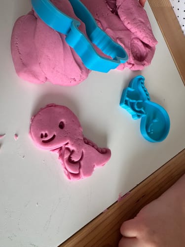 Customer photo review of Dino Wonder Dough🦕