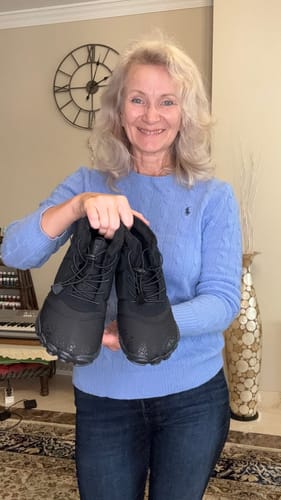 Customer photo review of Vindra Flex - Non-slip & Universal Winter Barefoot Shoe (Water-resistant)