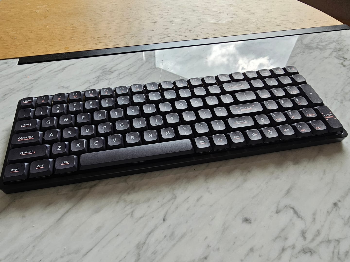 Customer photo review of IQUNIX Magi75/96 Aluminum Low Profile Mechanical Keyboard