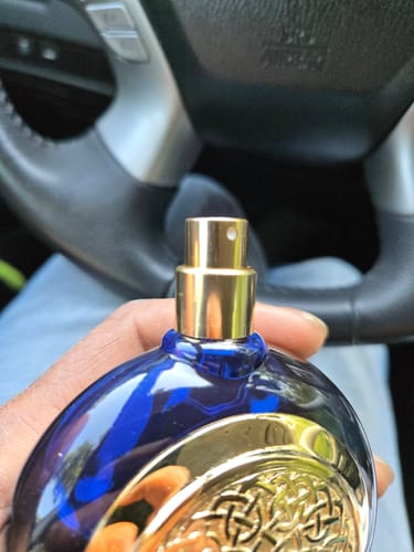 Customer photo review of Boadicea The Victorious Blue Sapphire