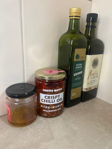 Customer photo review of 500g Monster Size Crispy Chilli Oil