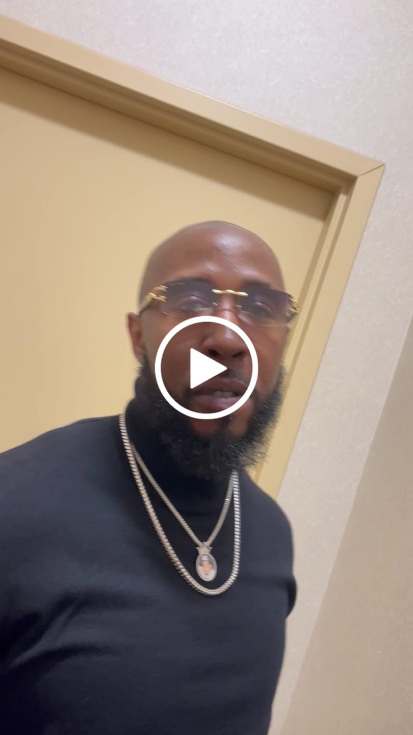 Customer video review of 18K GOLD BLACK MARBLE