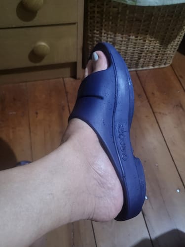 Customer photo review of OOFOS OOAHH Recovery Slide